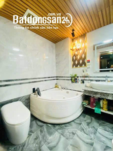 Kim Đồng-Giáp Bát-Bán nhà 7 tầng 62m2 - mặt tiền 6m - Kim Đồng giá hơn 20 tỷ