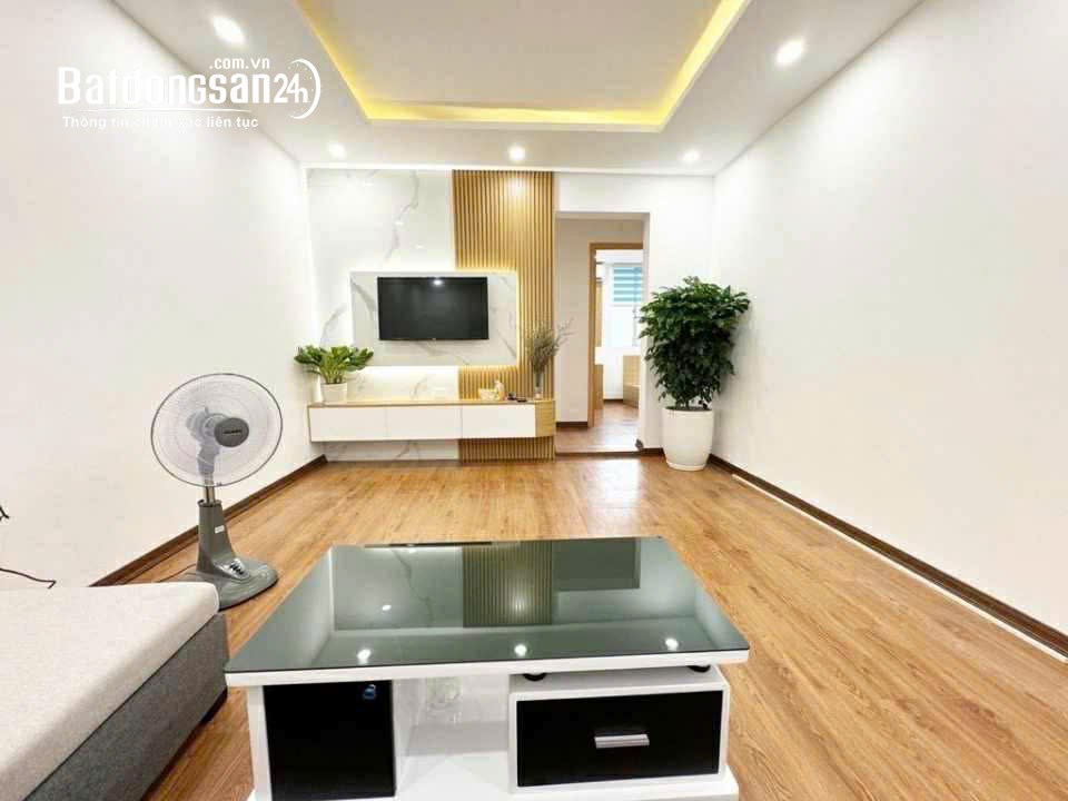 Bán căn hộ Đường Giải Phóng, Phường Định Công (Q Hoàng Mai cũ), Hà Nội