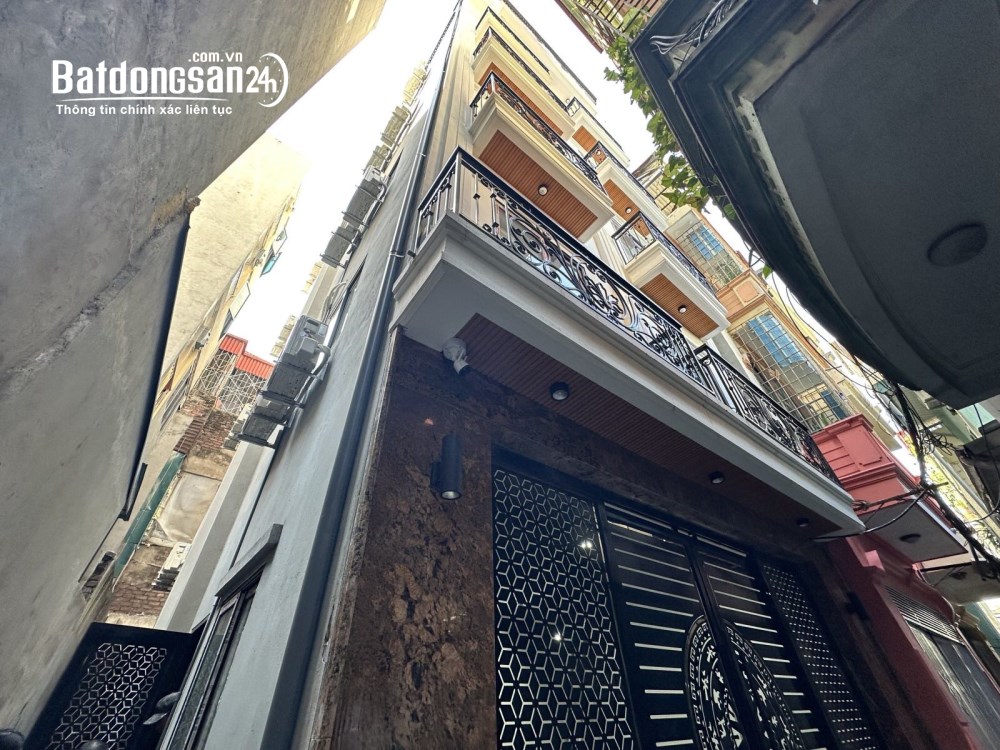 "Bán nhà phố Lương Khánh Thiện, Hoàng Mai 70m, 7 tầng. Giá: 21 tỷ