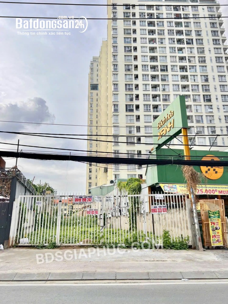 Cần bán lô đất FULL thổ cư Mặt Tiền Nguyễn Thị Thập Quận 7