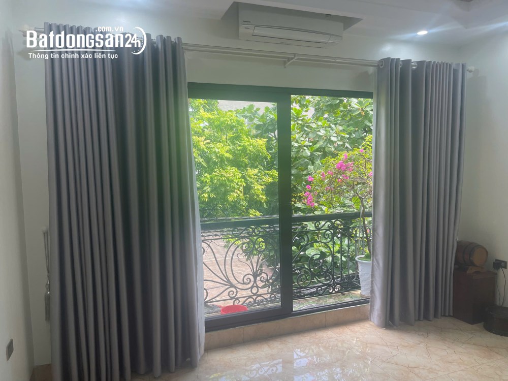 Cho thuê nhà gần Nguyễn Văn Cừ, Phường Bồ Đề (Q Long Biên cũ), Hà Nội