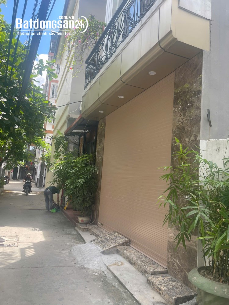 Cho thuê nhà gần Nguyễn Văn Cừ, Phường Bồ Đề (Q Long Biên cũ), Hà Nội