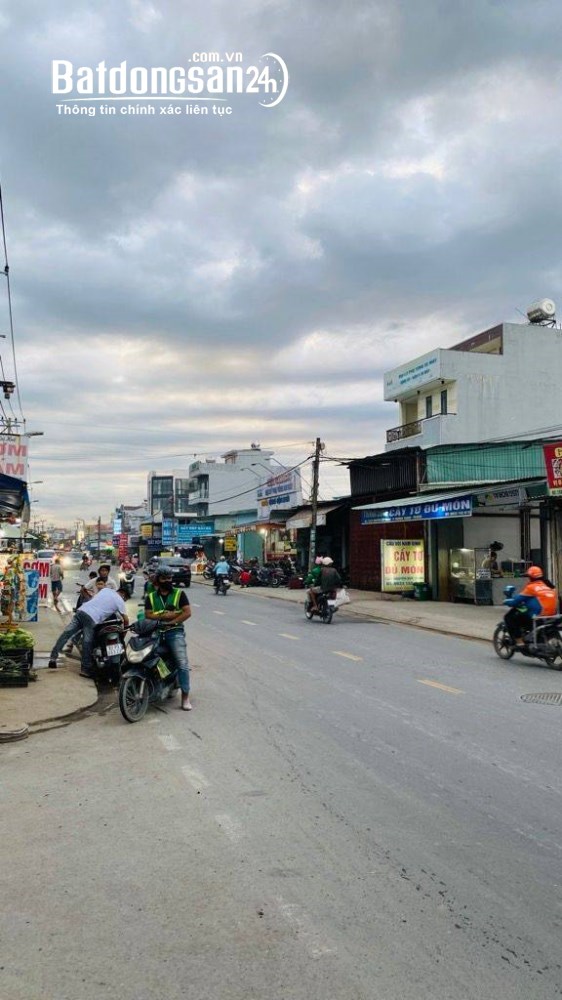 Bán nhà mặt tiền Đường Nguyễn Duy Trinh, Phường Long Trường (Quận 9 cũ), Hồ Chí Minh