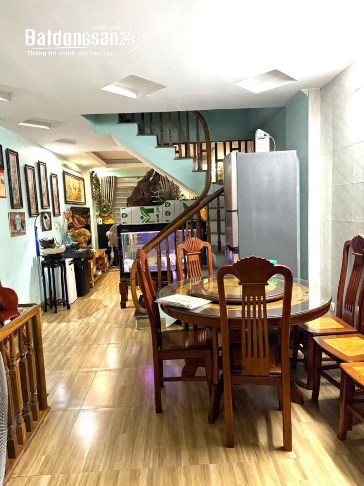 Bán Nhà Tân Triều 34m2- 6 Tầng – 6 phòng ngủ - Vừa ở vừa cho thuê -Gần ô tô 