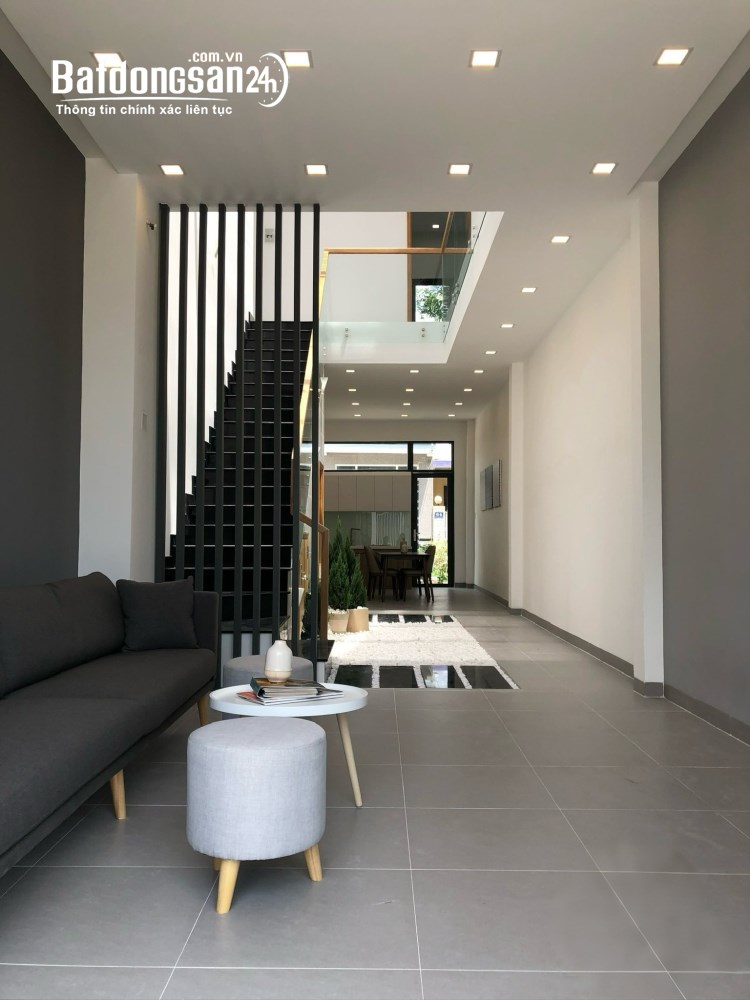 81m2 Nhà mặt tiền Bác Ái, Phú Thạnh chỉ 6,8 tỷ