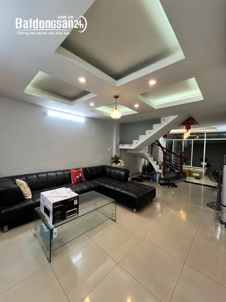 Bán nhà mặt tiền Đường Hoa Hồng, Phường Cầu Kiệu (Q Phú Nhuận cũ), Hồ Chí Minh