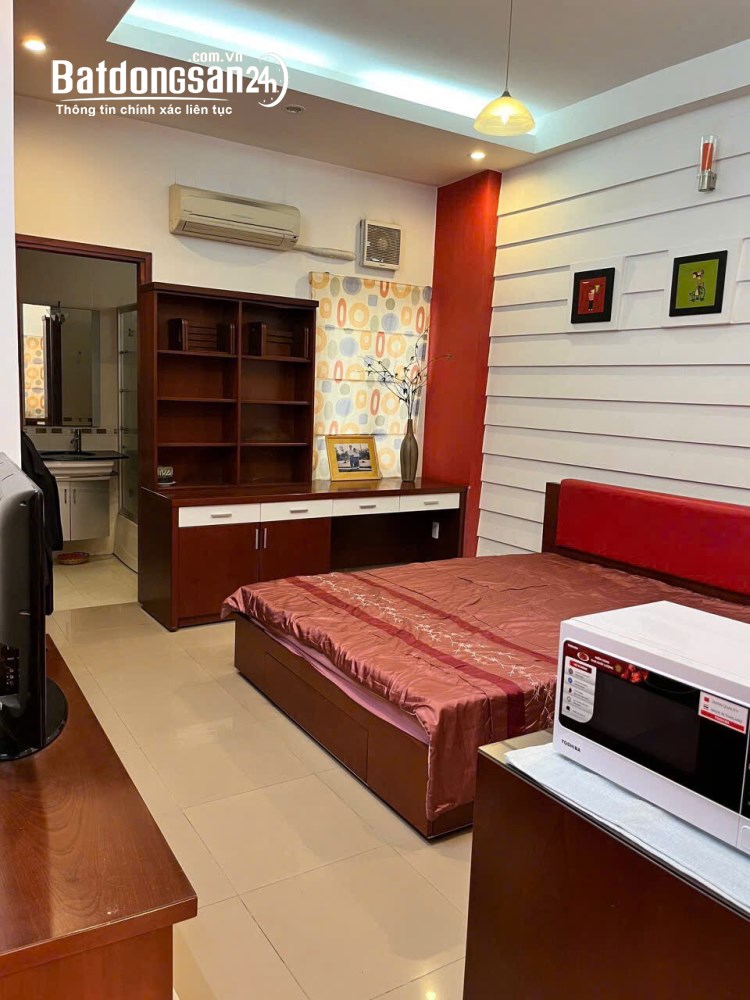 Bán nhà mặt tiền Đường Hoa Hồng, Phường Cầu Kiệu (Q Phú Nhuận cũ), Hồ Chí Minh