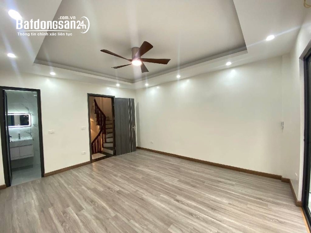 Quá Hiếm Chùa Quỳnh-Nhà Mới-Sát Phố-Yên Tĩnh-Ở Sướng-36m2-5 Tầng-7.8 tỷ