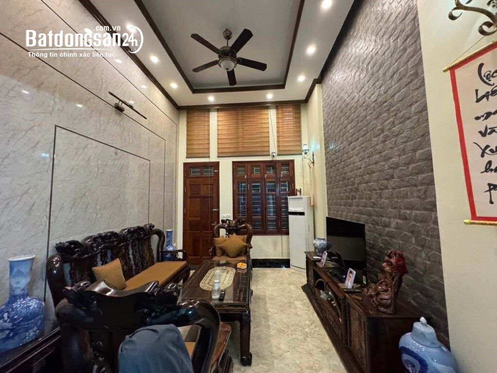 ❤️NGÃ TƯ SỞ_TÂY SƠN_ĐỐNG ĐA. 50M x 5 TẦNG 3 BƯỚC CHÂN RA PHỐ, NỘI THẤT ĐẦY ĐỦ GIÁ. 