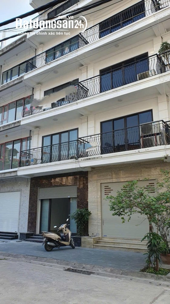 Cho thuê nhà riêng Tây Kết, Hai Bà Trưng 50m x 5T giá 30TR, VỈA HÈ, Ô TÔ, THANG MÁY