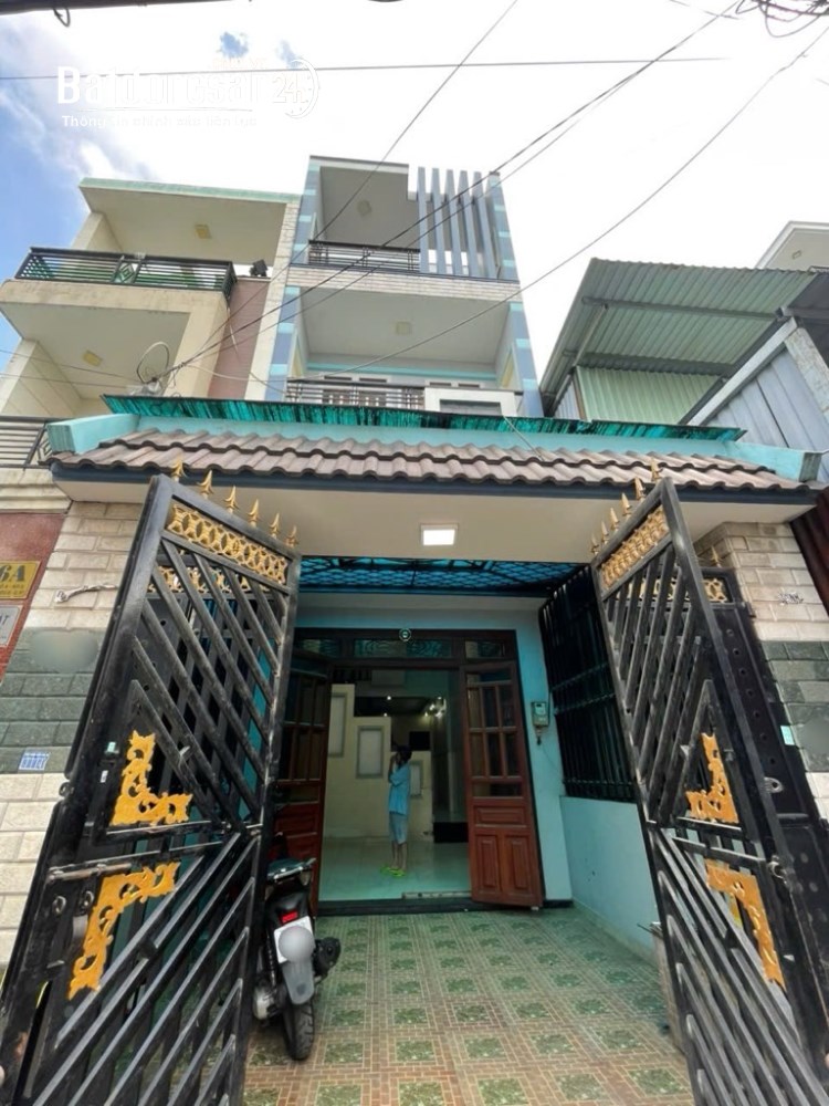 Bán nhà mặt tiền Phường Bình Hưng Hòa (Q Bình Tân cũ), Hồ Chí Minh