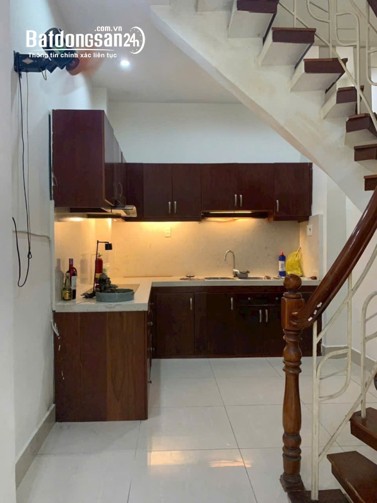 Bán nhà Đường Cao Đạt, Phường Chợ Quán (Quận 5 cũ), Hồ Chí Minh