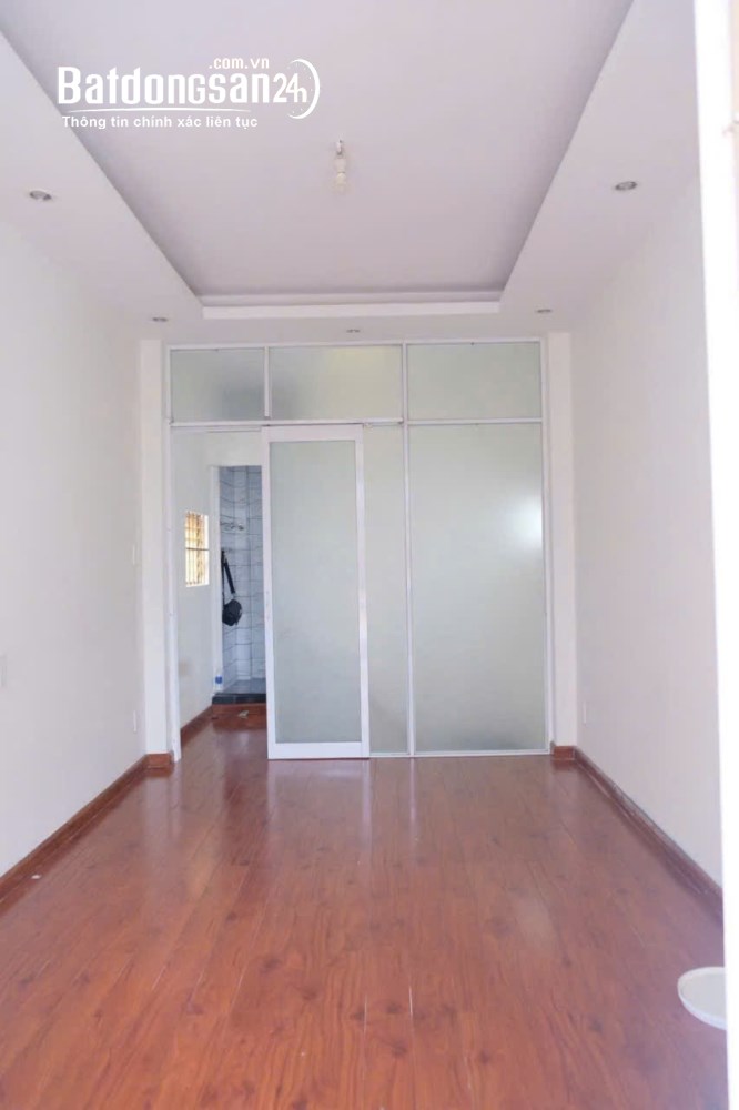 Bán nhà Đường Cao Đạt, Phường Chợ Quán (Quận 5 cũ), Hồ Chí Minh