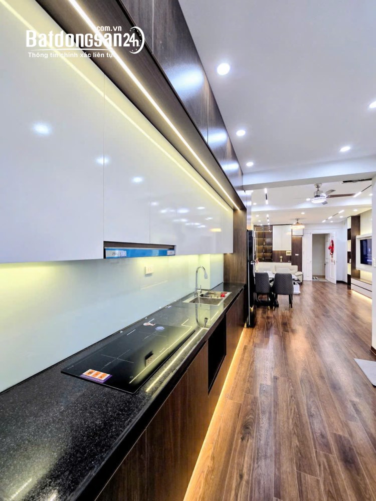 Chính Chủ cần bán  Căn Góc 3PN trung tâm khu đô thị Việt Hưng- Long Biên