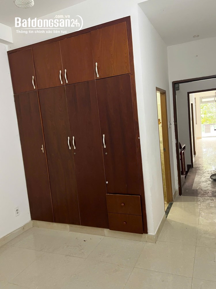 Bán nhà mặt tiền Đường Hoàng Sa, Phường Nhiêu Lộc (Quận 3 cũ), Hồ Chí Minh