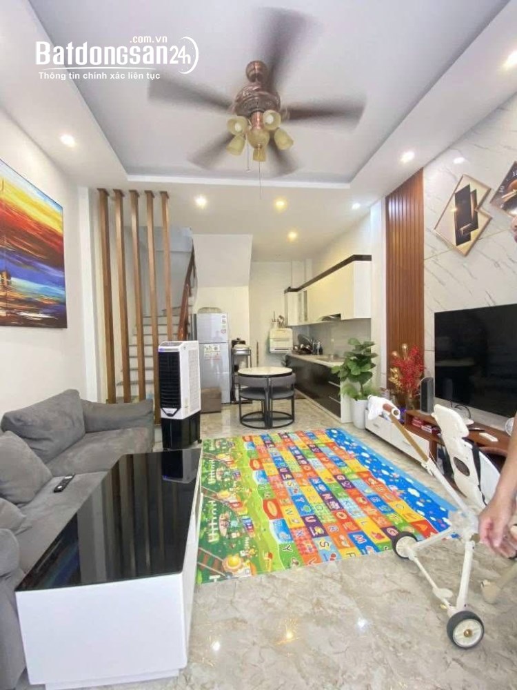 Bán nhà Liên Mạc 33m – 5 tầng – ô tô qua nhà – tiện ích bạt ngàn – 6 tỷ “Giá cực mềm”