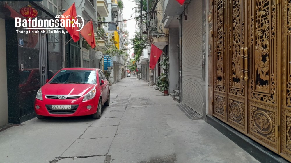 Siêu Phẩm Lạc Long Quân, Nhà Đẹp Lung Linh, Lexus Đỗ Cửa, 3 Bước Ra Phố, Thang Máy 