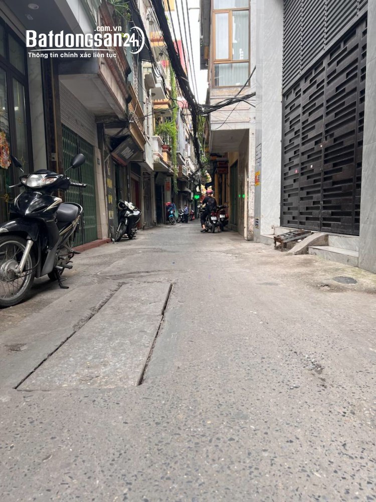 "Bán nhà phố Minh Khai, Hai Bà Trưng 46m, 5 tầng. Giá: 13.8 tỷ