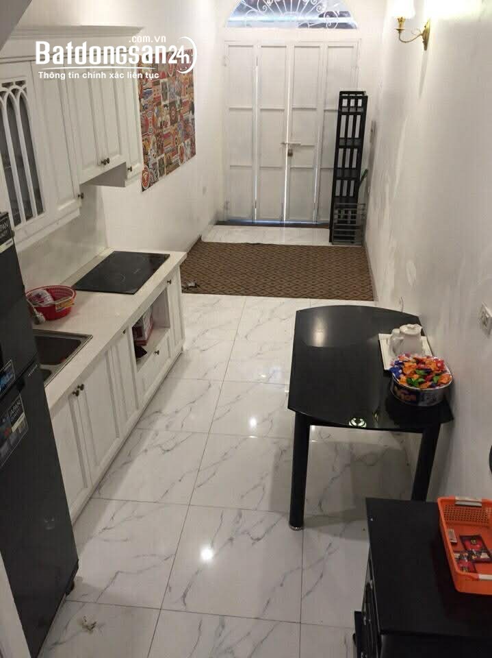 Bán căn hộ Đường Vạn Bảo, Phường Ba Đình (Q Ba Đình cũ), TP Hà Nội