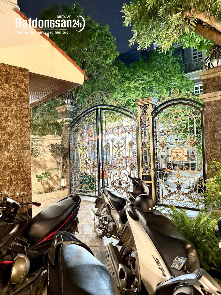 Bán Biệt thự-Villas Đường Nguyễn Khánh Toàn, Phường Cầu Giấy (Q Cầu Giấy cũ), TP Hà Nội