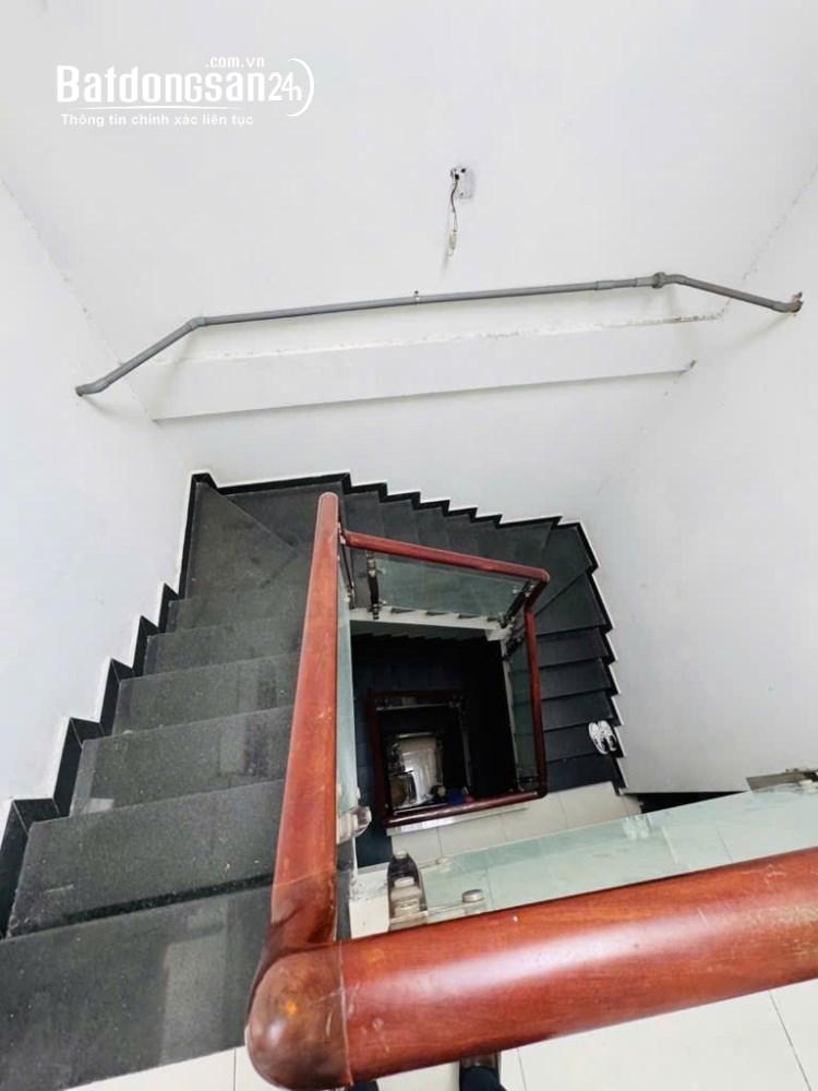 Bán nhà Đường Lạc Long Quân, Phường Bình Thới (Quận 11 cũ), Hồ Chí Minh