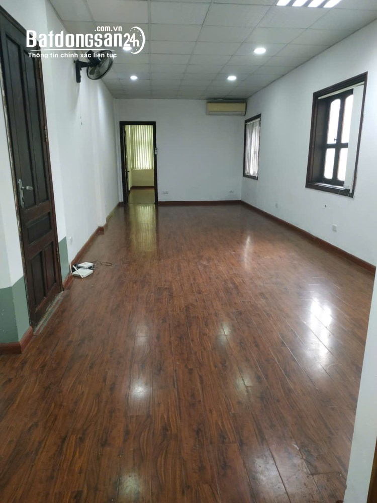 Cho thuê tập thể Thái Thịnh, 60m2, 1 ngủ.