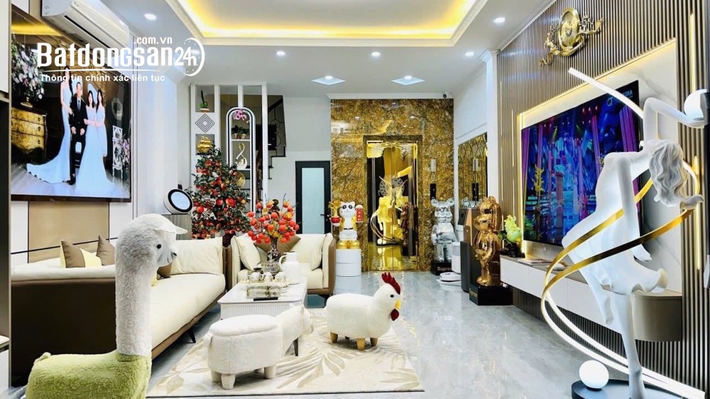 Bán nhà phó Tương Mai, Hoàng Mai 46m, 7 tầng. Giá: 15.9 tỷ