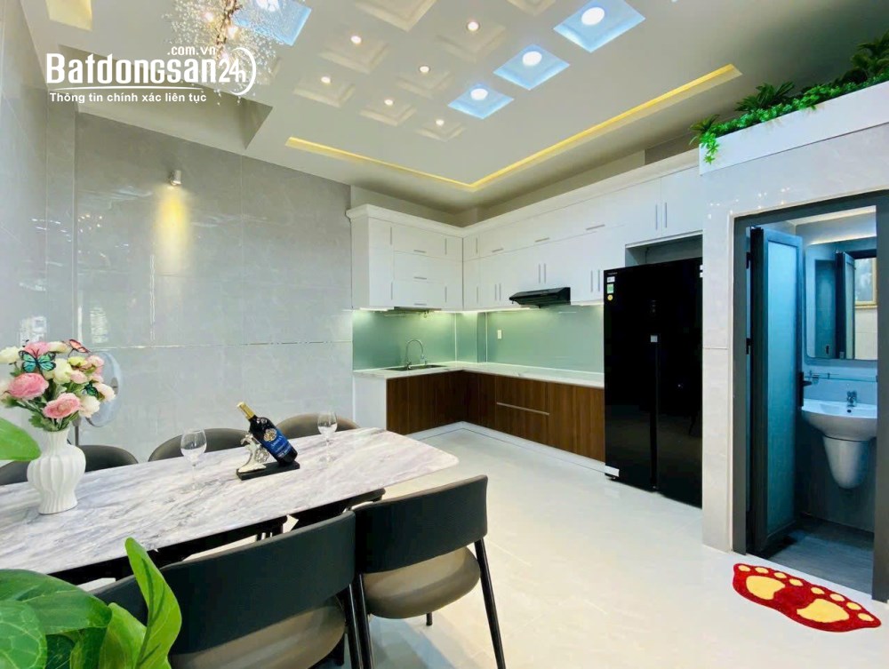 Bán nhà Đường Nguyễn Thị Tần, Phường Chánh Hưng (Quận 8 cũ), Hồ Chí Minh