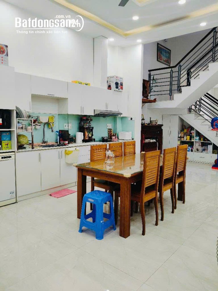 Bán nhà Đường Phạm Thế Hiển, Phường Chánh Hưng (Quận 8 cũ), Hồ Chí Minh