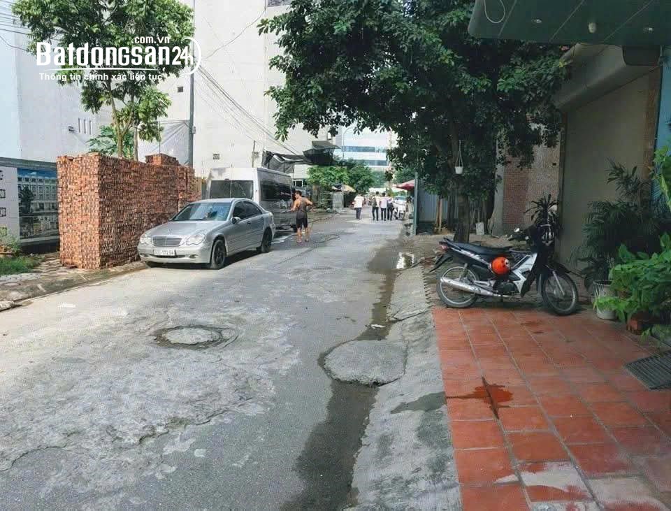 Cho thuê nhà riêng Ô TÔ ĐỖ CỬA - KD Mỹ Đình, Nam Từ Liêm 42m x 6T giá 25 triệu