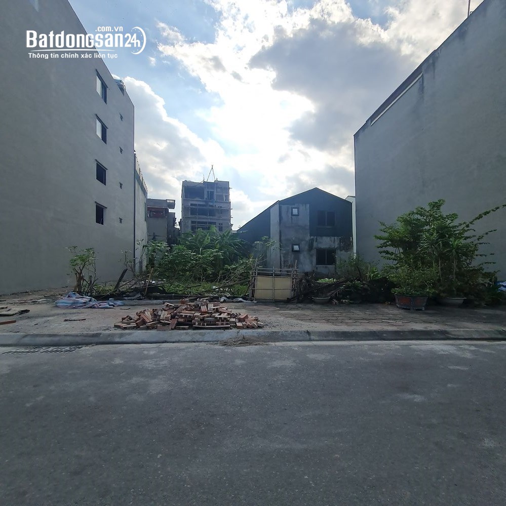 Tái định cư Thuận An, Hà Nội. Đặng Xá cũ. 80m2 ô tô tránh, giá tốt. Lh 0989894845 Bán