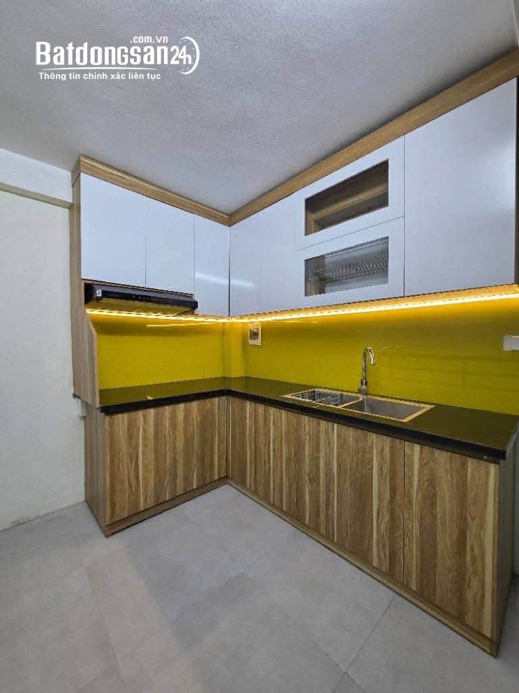5 TỶ HƠN CÓ NHÀ PHỐ TÔN ĐỨC THẮNG_20m2 x 5T, GẦN PHỐ_NGÕ THÔNG THOÁNG