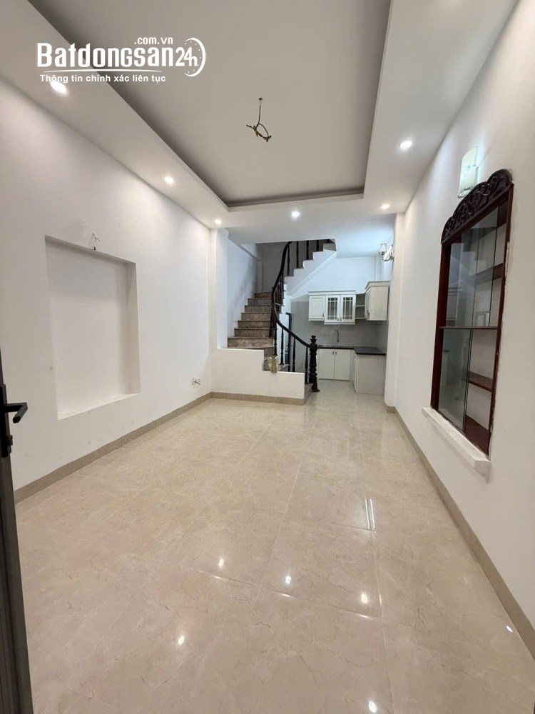 Cho thuê nhà riêng 254 Minh Khai - Hai Bà Trưng 35m x 4T, 3PN3WC giá 12tr, Ở NHÓM