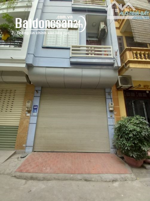 Nhà ngõ 78 phố Duy Tân. Diện tích 55m2 x 5 tầng, ô tô tránh nhau, nhà đẹp