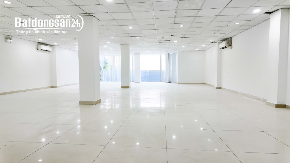Cho thuê văn phòng giá rẻ ở 225 Nguyễn Xí, Bình Thạnh - 154m2 - chỉ 8$/m2