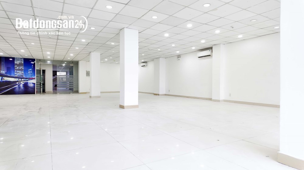 Cho thuê văn phòng giá rẻ ở 225 Nguyễn Xí, Bình Thạnh - 154m2 - chỉ 8$/m2