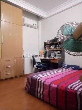 Cho thuê nhà ngõ 16 phố Phan Văn Trường, Dt 50m2 x 5 tầng ngõ rộng ô tô đi lại