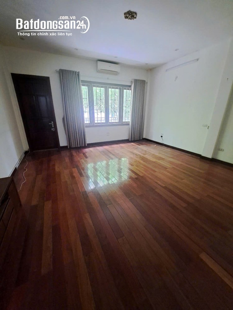 Cho thuê nhà ngõ 1 phố Phạm Tuấn Tài, Cầu Giấy. DT 70m2 x 5 tầng, mặt tiền 5m