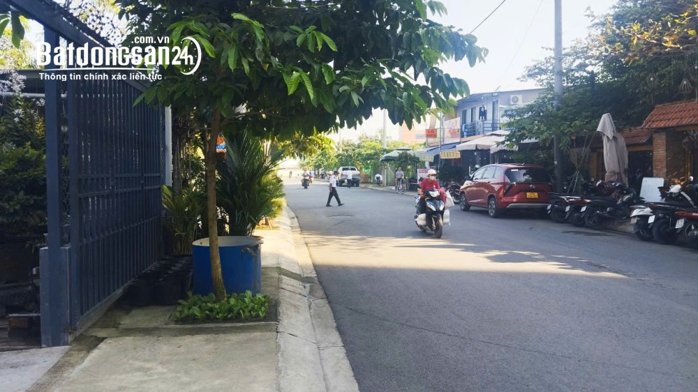 Bán nhà MT 193 Lê Tấn Bê, cách Võ Văn Kiệt 100m vị trí siêu đẹp