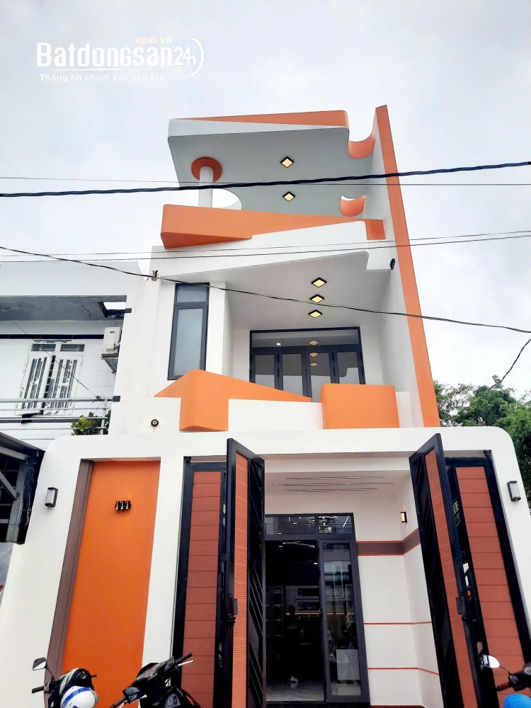 Bán nhà Xã Hưng Long (H Bình Chánh cũ), Hồ Chí Minh