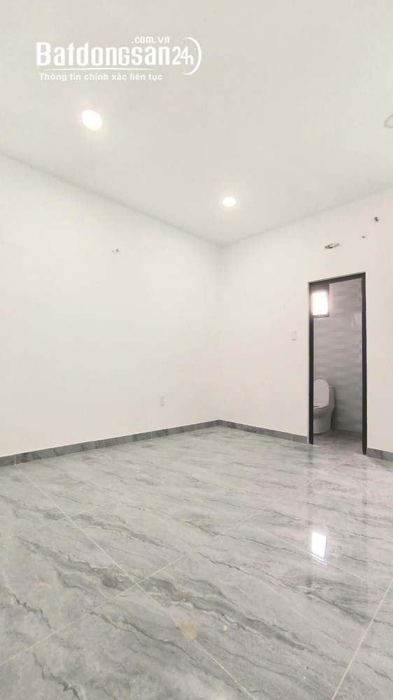 Bán nhà Xã Hưng Long (H Bình Chánh cũ), Hồ Chí Minh