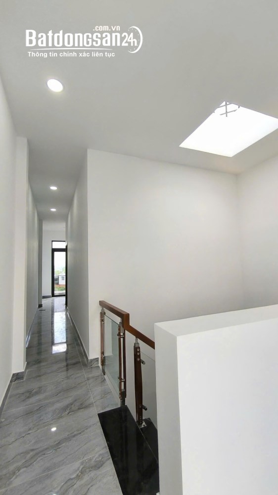 Bán nhà Xã Hưng Long (H Bình Chánh cũ), Hồ Chí Minh