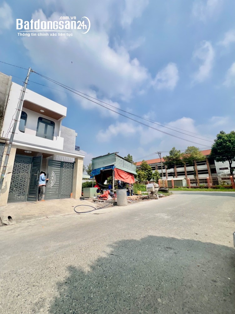Bán Nhà Mặt Tiền ĐX 70 Phường Định Hoà, Thủ Dầu Một, Bình Dương