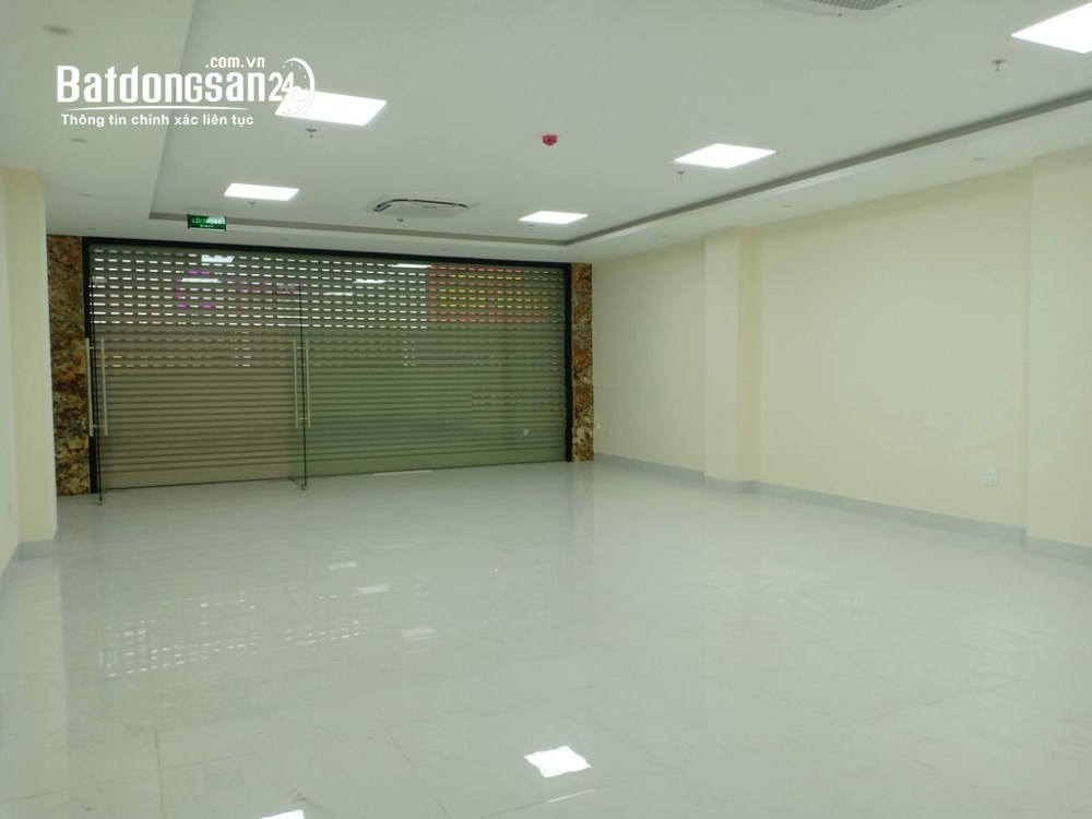 Nhà mặt ngõ 88 phố Trung Kính. Dt 80m2 x 6 Tầng thông  có Thang Máy đủ điều hòa