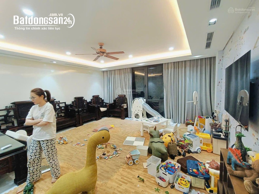 Cho thuê nhà Đường Nguyễn Chánh, Phường Yên Hòa  (Q Cầu Giấy cũ) , Hà Nội