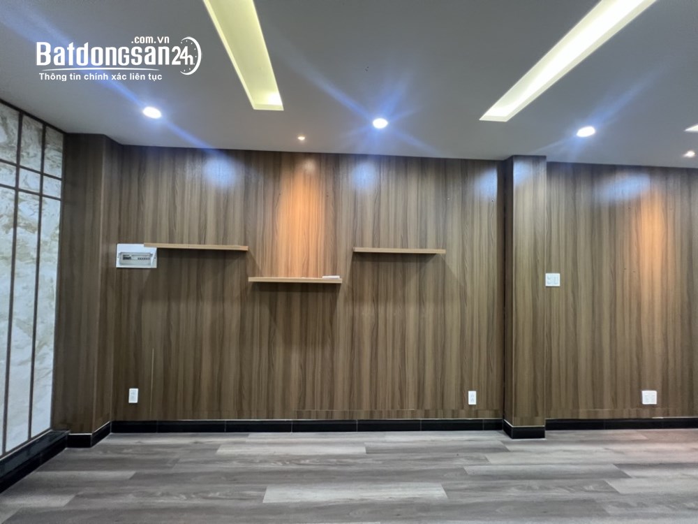  ✨ MẶT TIỀN NGUYỄN TRỌNG TUYỂN, Phường Đức Nhuận (Q Phú Nhuận cũ) GIÁ 18 Tỷ 