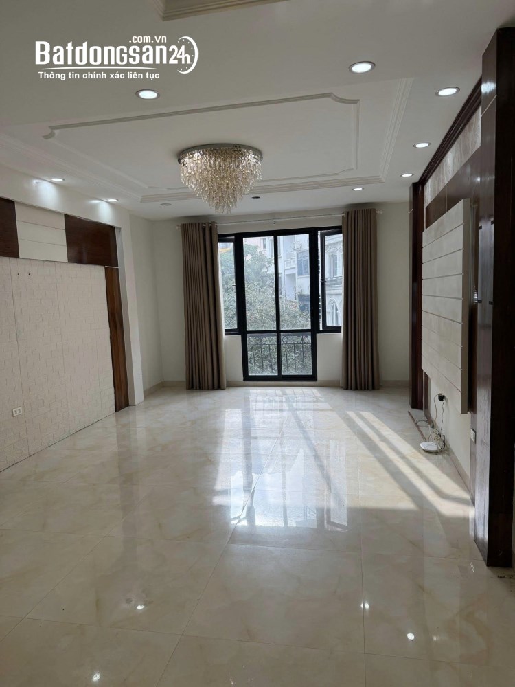 Cho thuê nhà 2 ngõ ô tô Trung Kính - Mạc Thái Tổ - Cầu Giấy 45m x 7T THANG MÁY giá 35