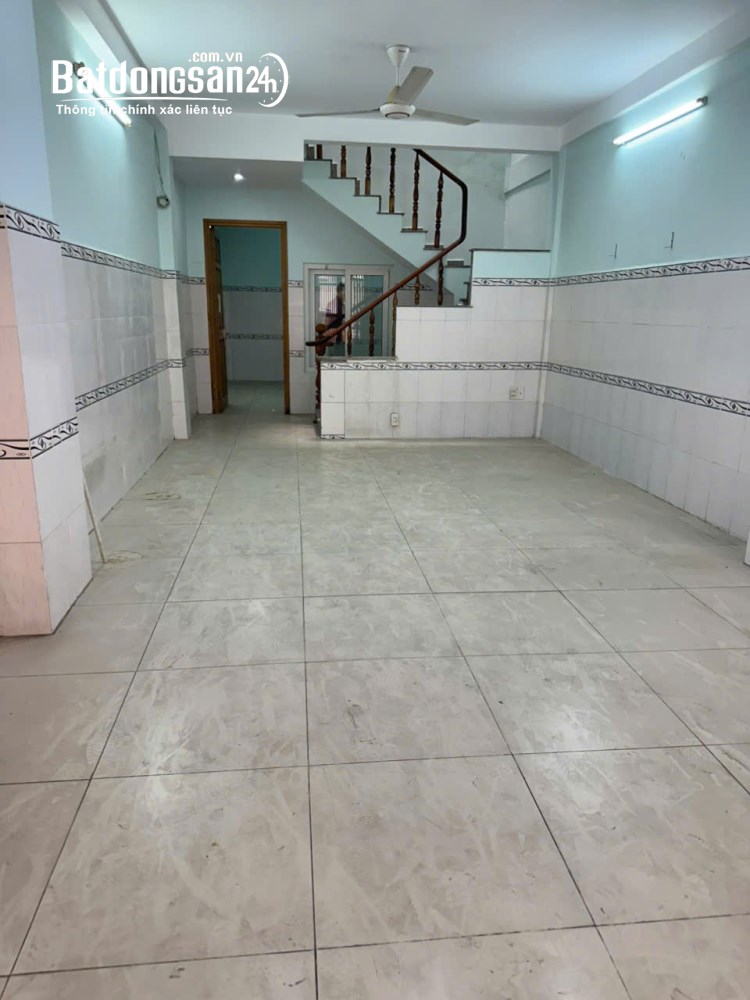 Cho thuê nhà Đường Cách Mạng Tháng Tám, Phường Hòa Hưng (Quận 10 cũ), Hồ Chí Minh