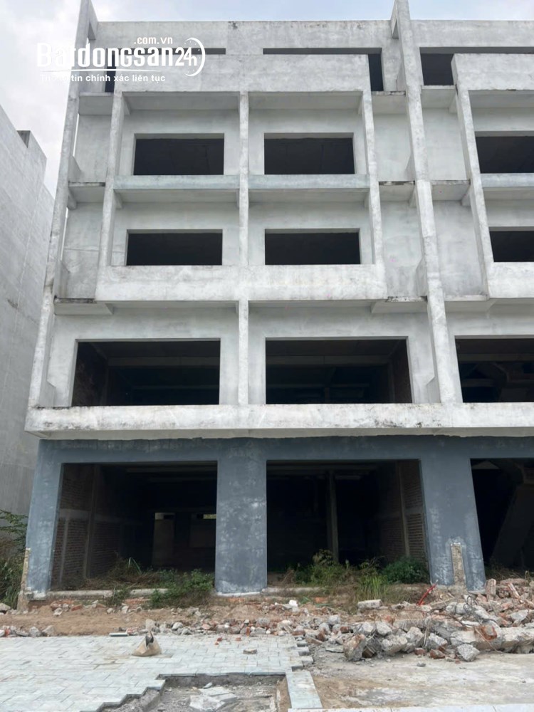 BÁN SHOPHOUSE TQ5 TRÂU QUỲ, GIA LÂM. 75M2 5 TẦNG, VIEW TRƯỜNG HỌC. GIÁ 14TY. LH: 0985