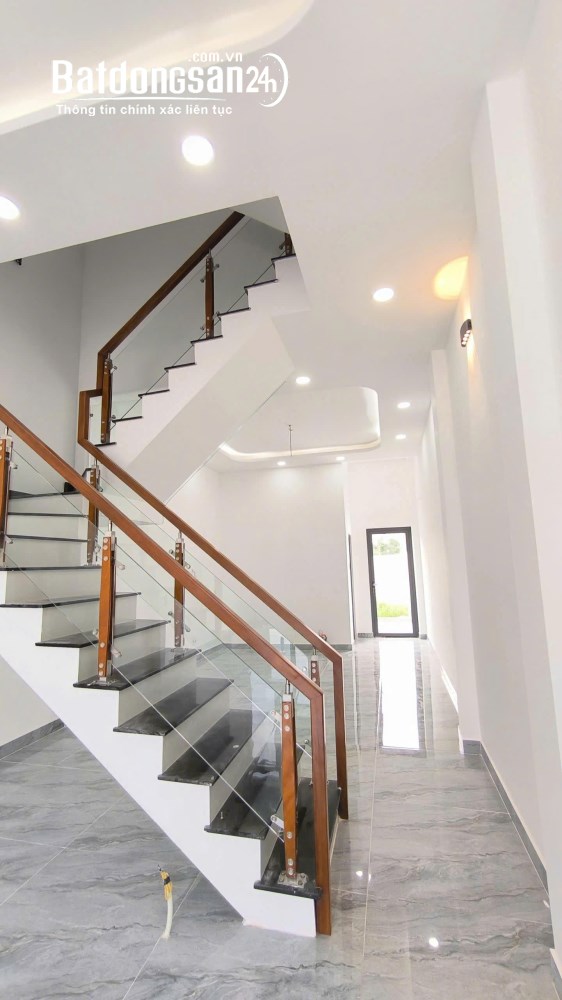 NHÀ ĐẸP XÂY MỚI KDC LONG HOÀ, RẠCH KIẾN , CẦN ĐƯỚC , LONG AN